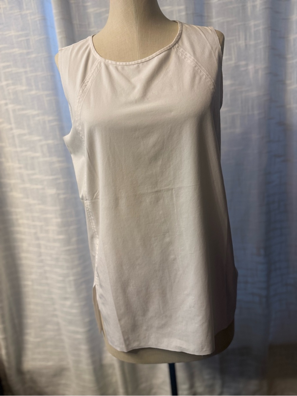 Athleta White Scoop-Neck Athletic Tank